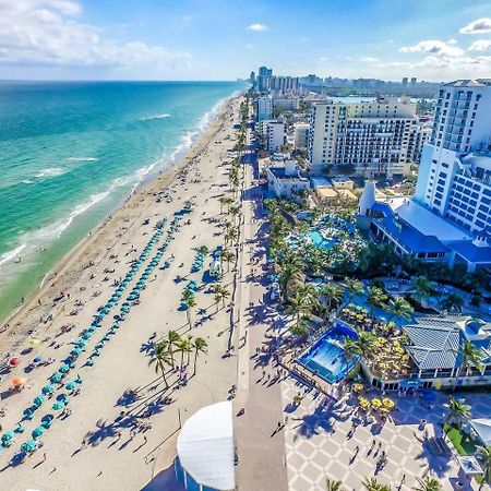 Lovely 1Br W Parking Space & Walk To The Beach #7 Hollywood Bagian luar foto