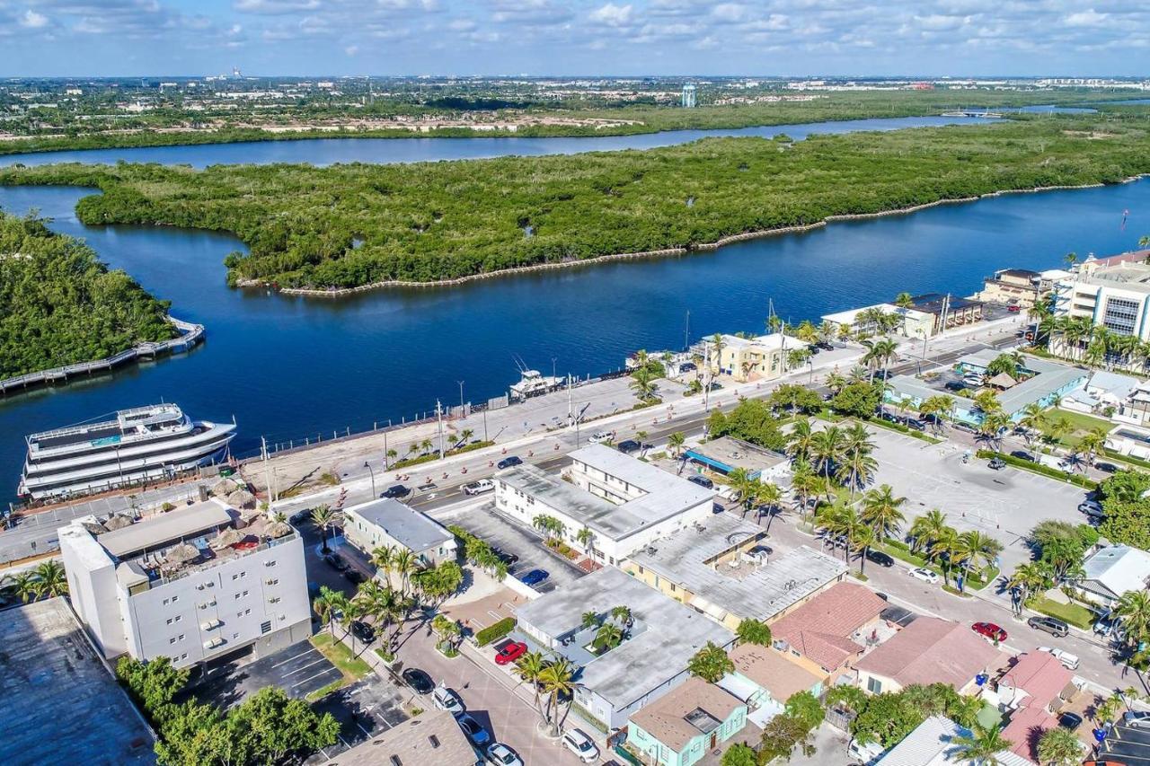Lovely 1Br W Parking Space & Walk To The Beach #7 Hollywood Bagian luar foto